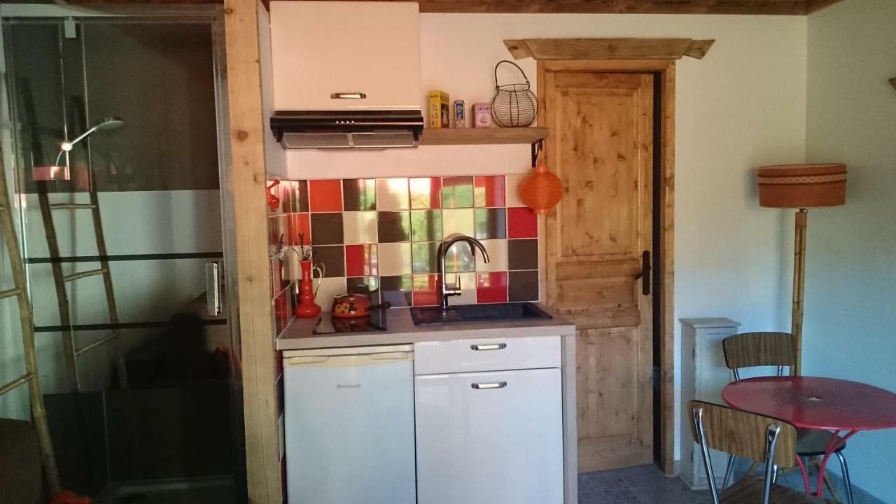アレックス Ferme Familiale Chez Liliヴィラ エクステリア 写真