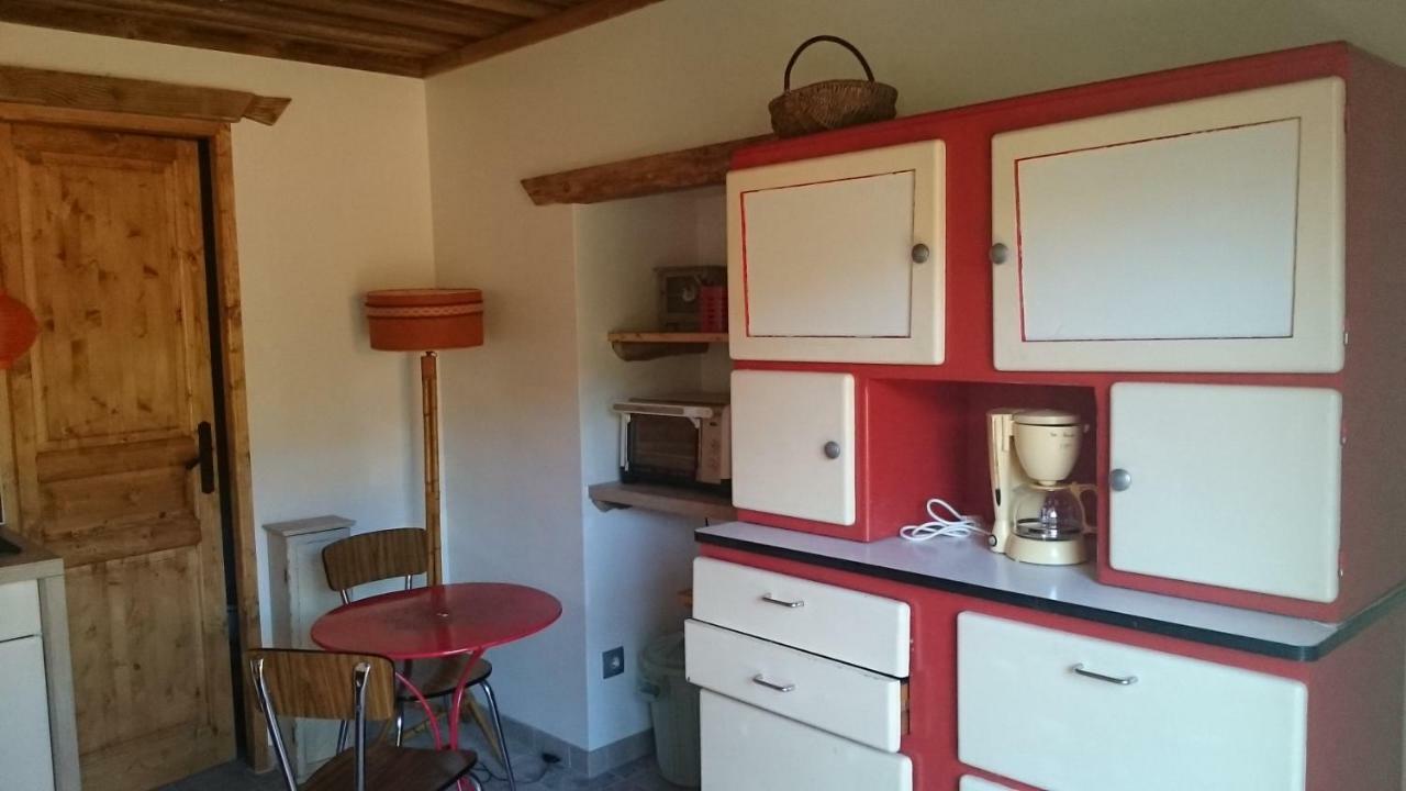 アレックス Ferme Familiale Chez Liliヴィラ エクステリア 写真