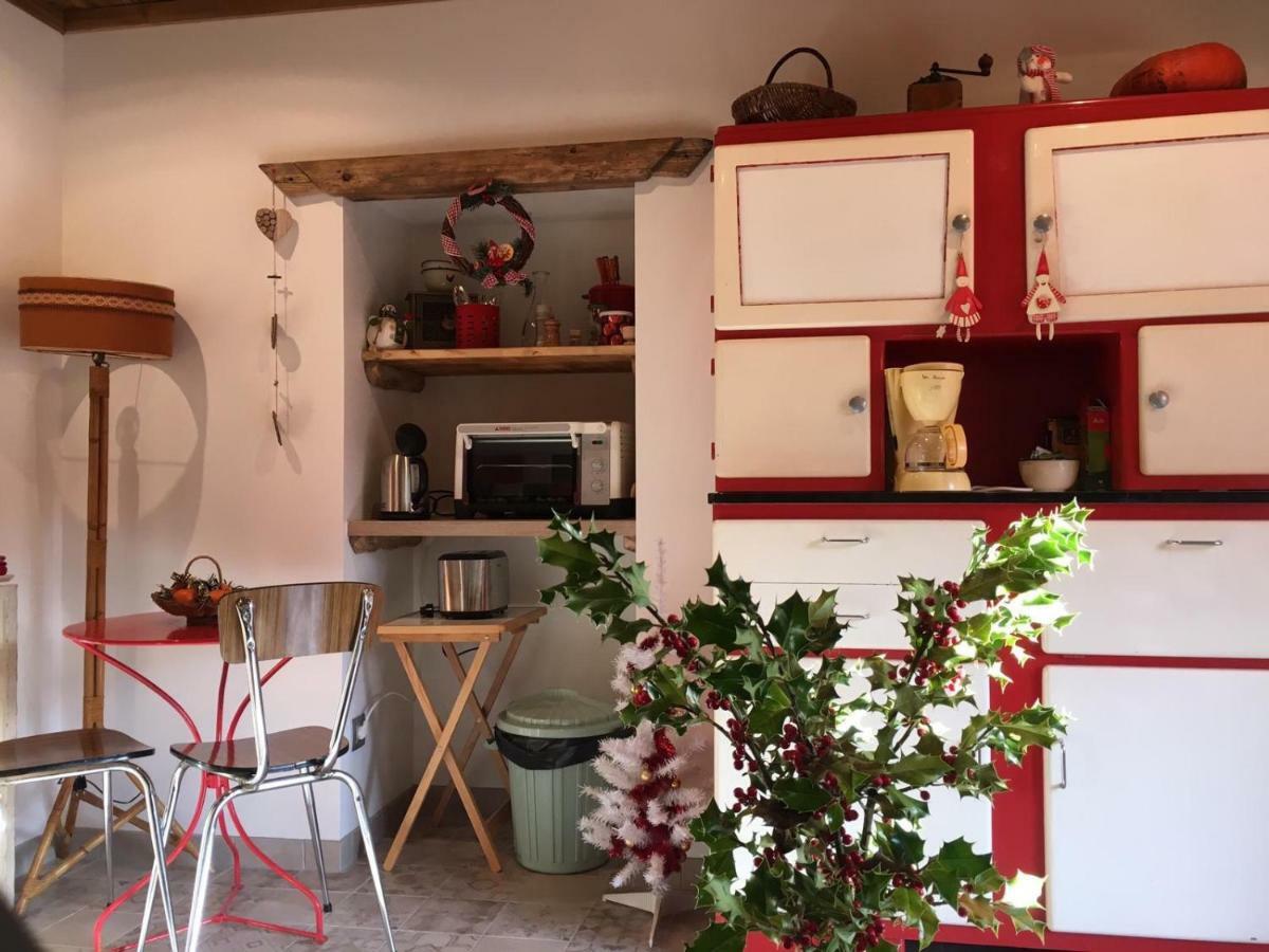 アレックス Ferme Familiale Chez Liliヴィラ エクステリア 写真
